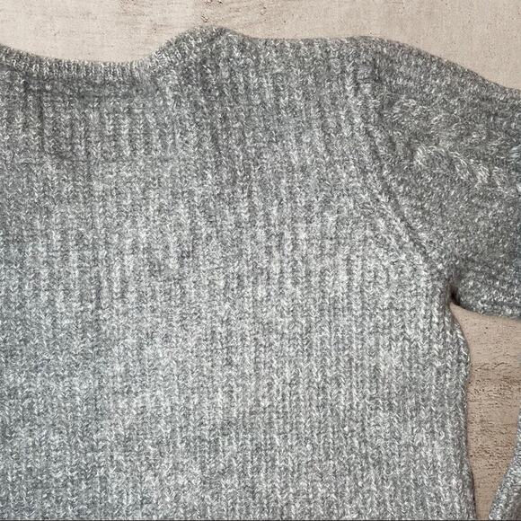 SUPERDRY CABLE KNIT CROPPED SWEATER WITH RIBBED BELL SLEEVE - L - Picture 7 of 11